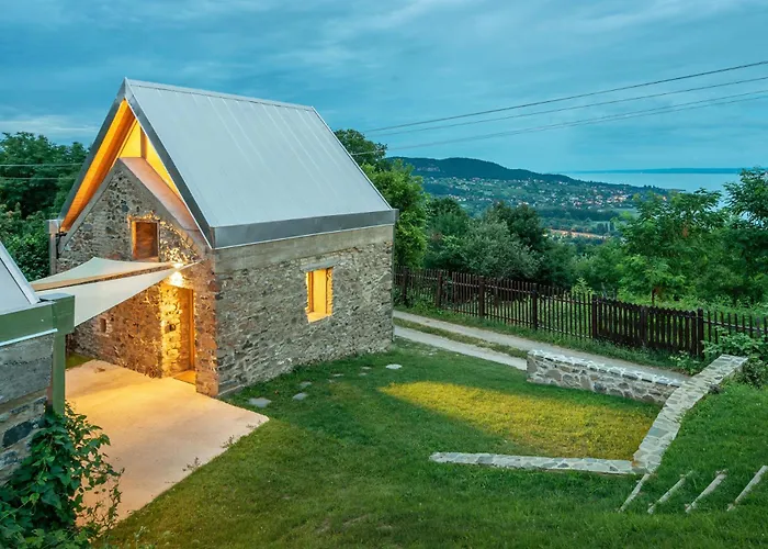 Nyaraló Kőház A Hegyen Badacsonytomaj